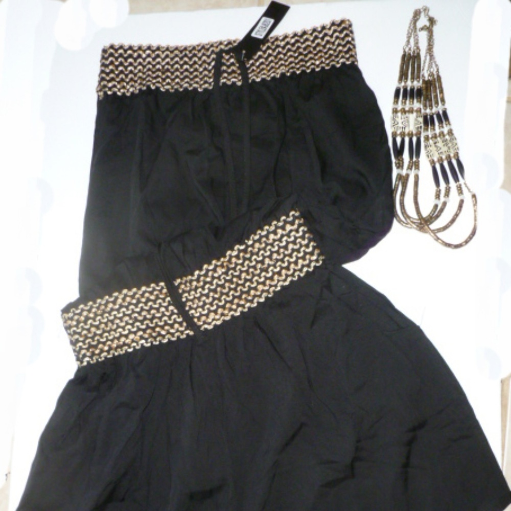 Romper Black and Gold Halter Short Junior